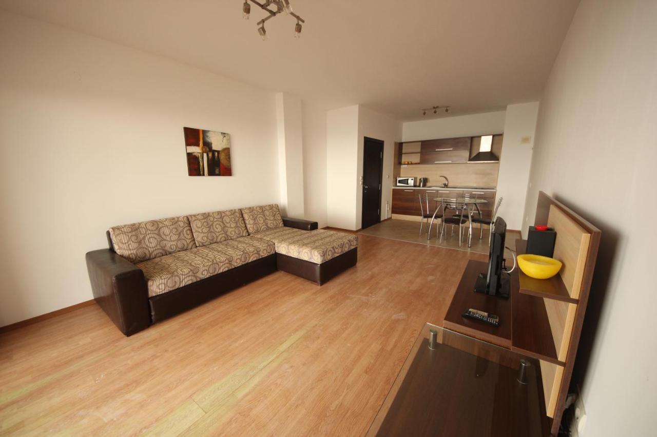 Menada Rocamar Apartments Tsarevo Exterior photo