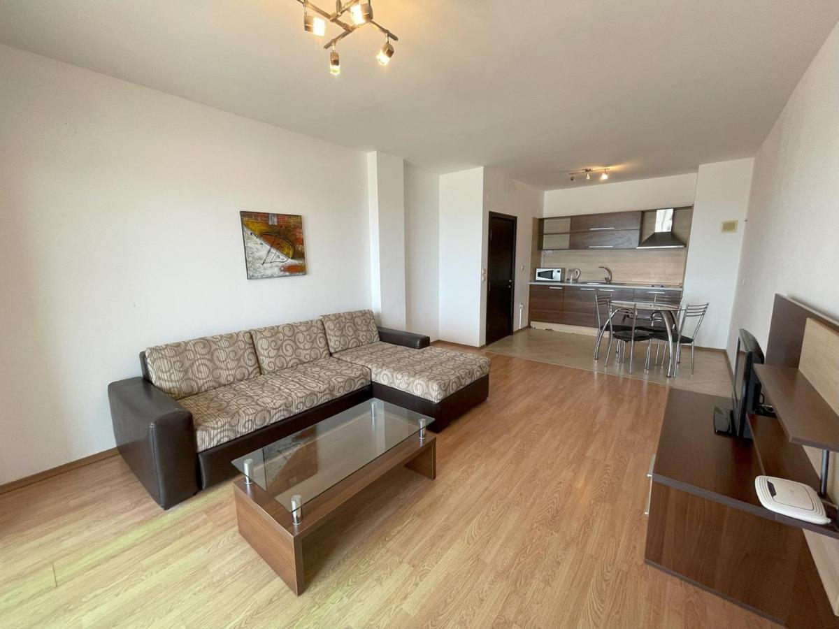 Menada Rocamar Apartments Tsarevo Exterior photo