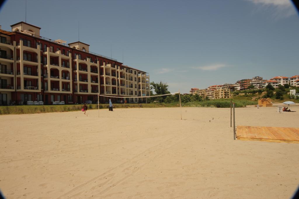 Menada Rocamar Apartments Tsarevo Exterior photo